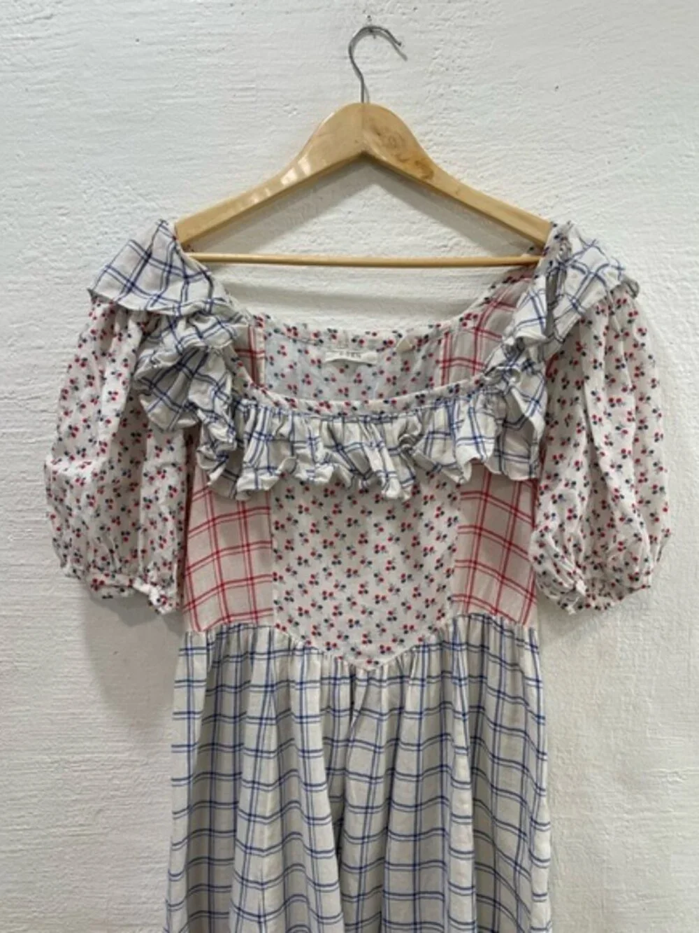 Doen Almada Dress in Atticus - Picture 5 of 7